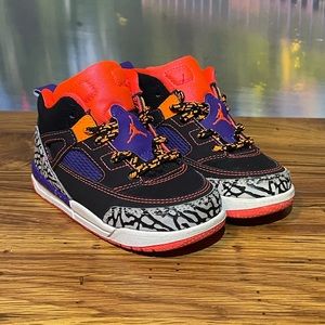 Jordan IV Spizike Tasmanian Devil size 8C EUC.